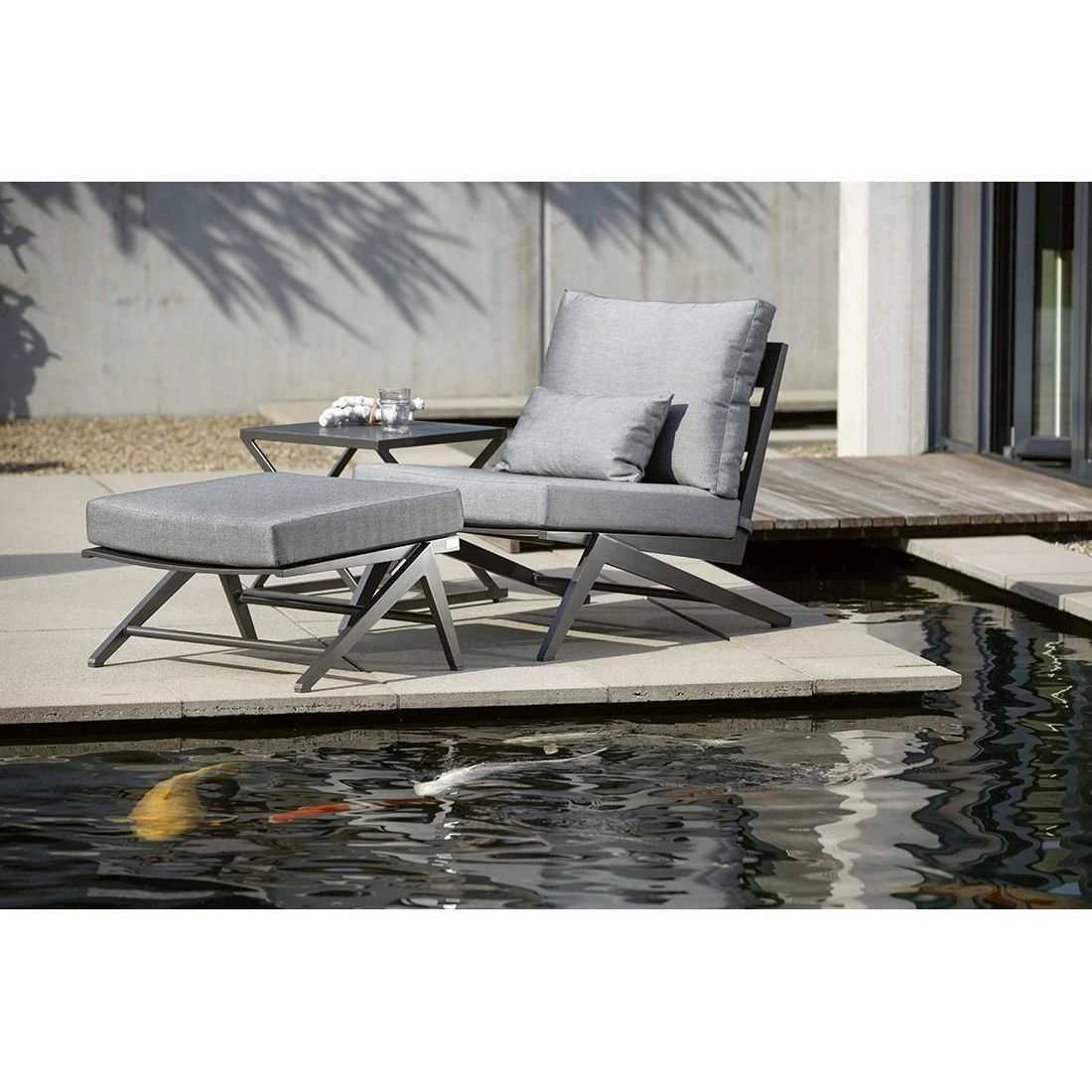 Stern Jackie Beistelltisch 50x50x46cm Aluminium/Glas Anthrazit 4 Stern Jackie Beistelltisch 50x50x46cm Aluminium/Glas Anthrazit – Bild 2