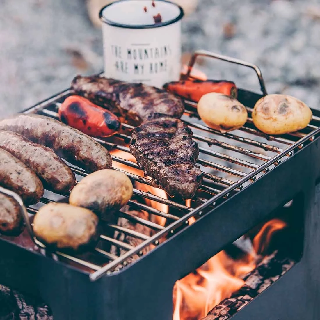 Höfats BEER BOX Feuerkorb Corten-Stahl Schwarz 6 Höfats BEER BOX Feuerkorb Corten-Stahl Schwarz – Bild 4