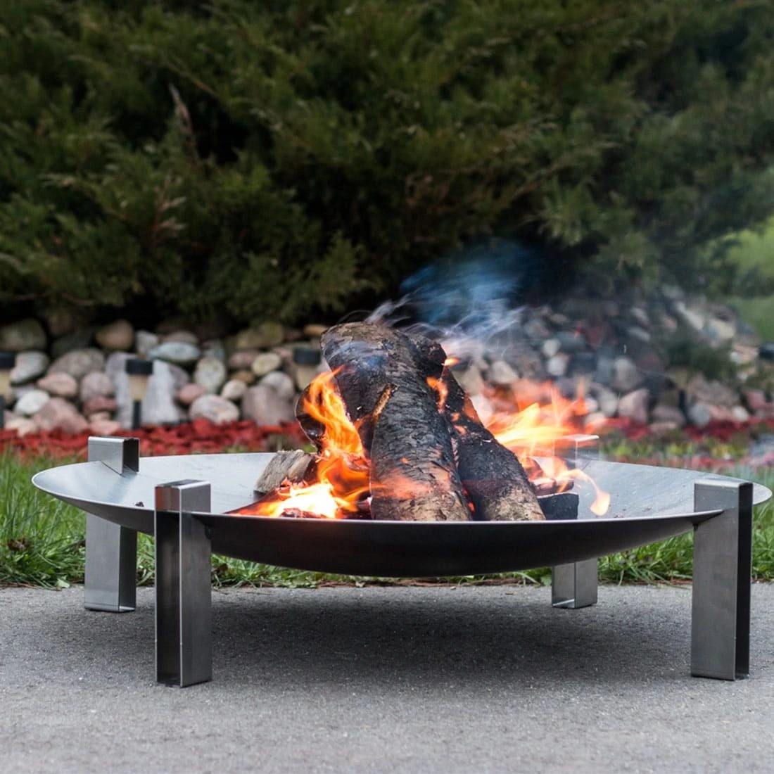 SvenskaV Space Design-Feuerschale Ø58x20cm Rohstahl 4 SvenskaV Space Design-Feuerschale Ø58x20cm Rohstahl – Bild 2