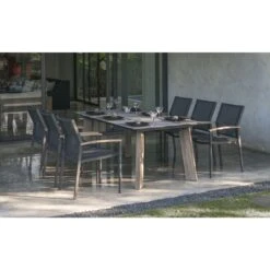 Zebra Alex Stapelsessel Aluminium/Batyline® Teakarmlehnen Graphit/Ebony -Garten Leben 1104898 3