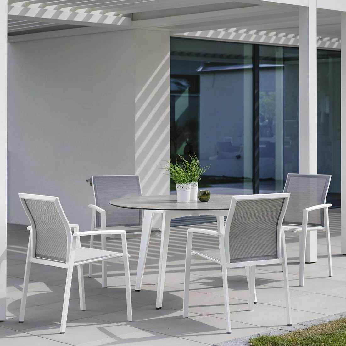 Stern Kari Stapelsessel Aluminium/Textilene Weiß/Silber 8 Stern Kari Stapelsessel Aluminium/Textilene Weiß/Silber – Bild 6