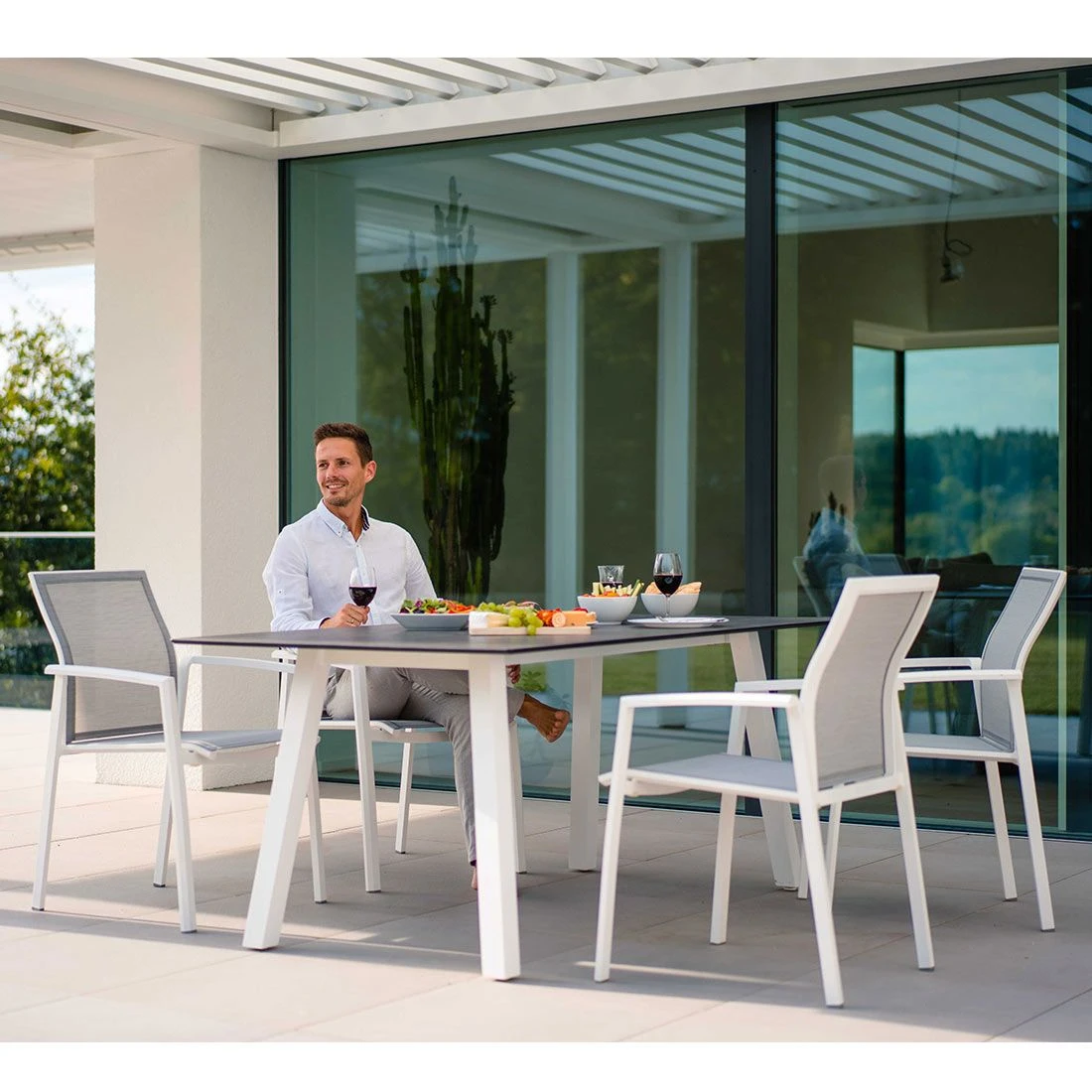 Stern Kari Stapelsessel Aluminium/Textilene Weiß/Silber 9 Stern Kari Stapelsessel Aluminium/Textilene Weiß/Silber – Bild 7