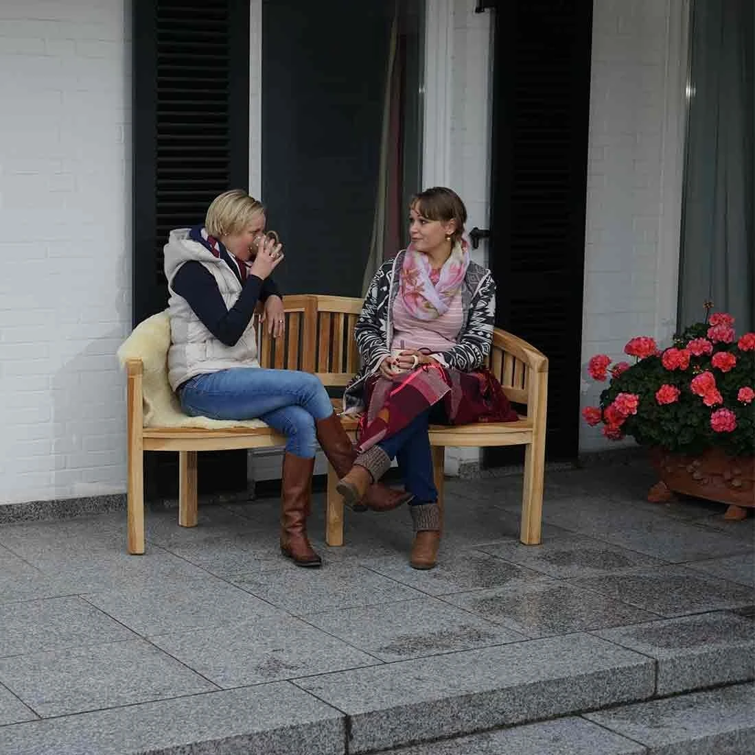 Ploß San Francisco Gartenbank 150cm ECO-Teak Natur 4 Ploß San Francisco Gartenbank 150cm ECO-Teak Natur – Bild 2