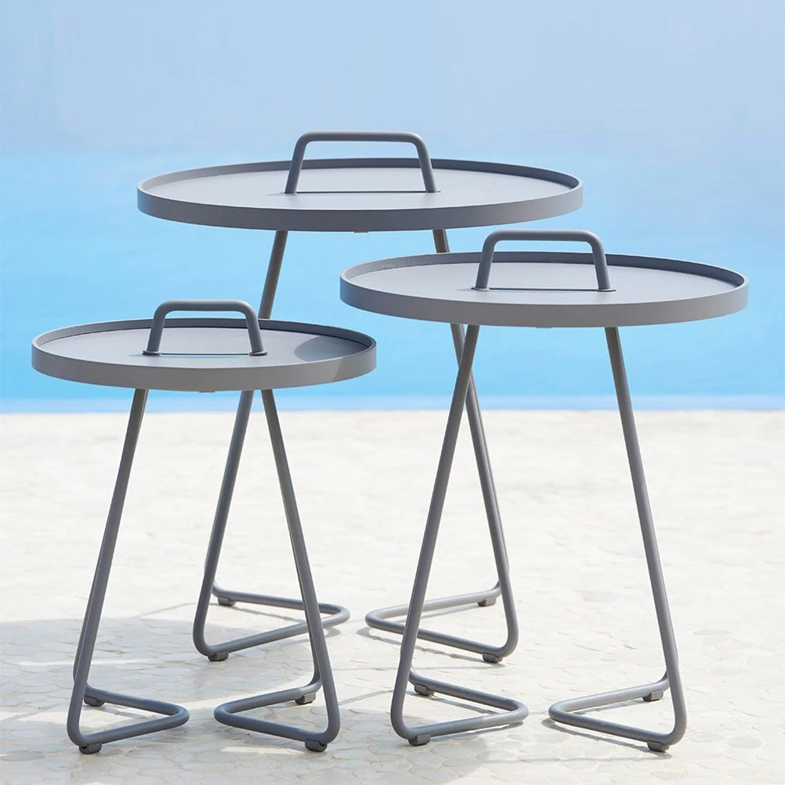 Cane-Line On-the-move Beistelltisch Ø37x47 Cm Aluminium Light Grey 4 Cane-Line On-the-move Beistelltisch Ø37x47 Cm Aluminium Light Grey – Bild 2