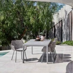 Cane-Line Vibe Gartensessel Stahl/Geflecht Light Grey/Bordeaux/Dusty Rose -Garten Leben cane line vibe loungestuhl stahl geflecht 1465423 4