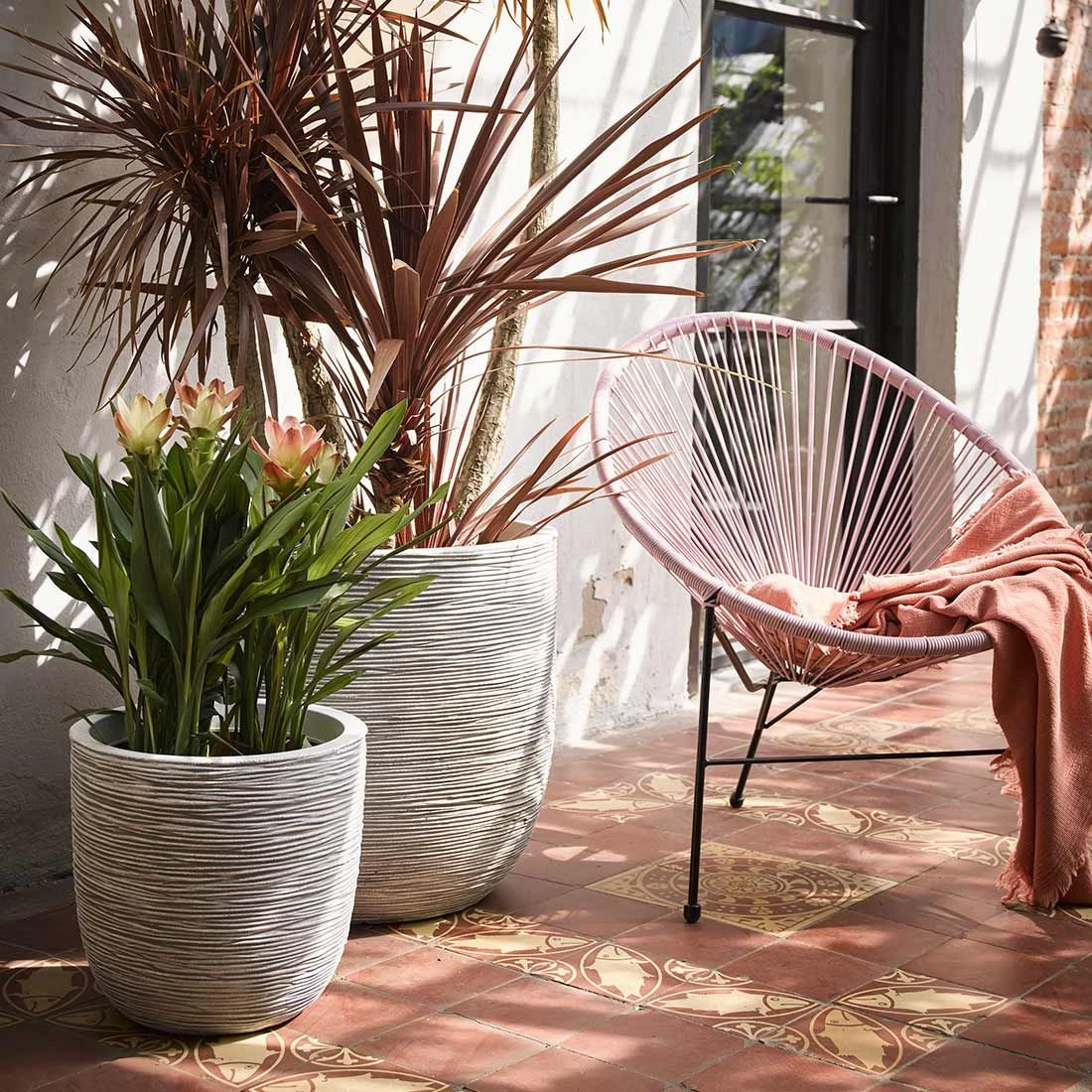 Capi Riffle Pflanztopf Ø35x34cm Kunststoff Elfenbein 4 Capi Riffle Pflanztopf Ø35x34cm Kunststoff Elfenbein – Bild 2