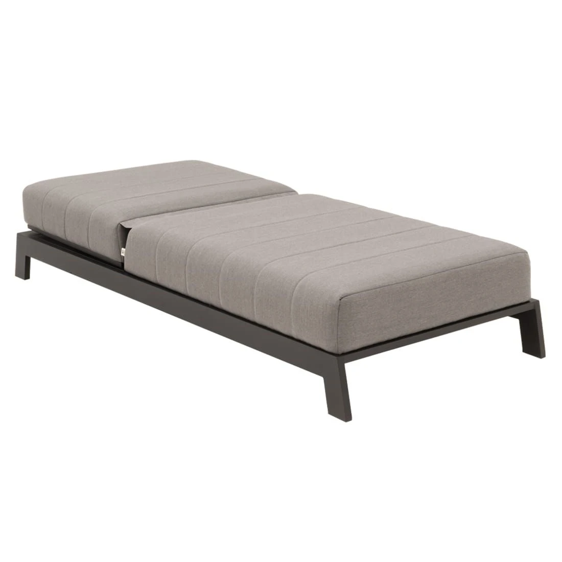 OUTLIV. Bite Gartenliege Aluminium/Sunbrella Schwarz/Flanelle 5 OUTLIV. Bite Gartenliege Aluminium/Sunbrella Schwarz/Flanelle – Bild 3