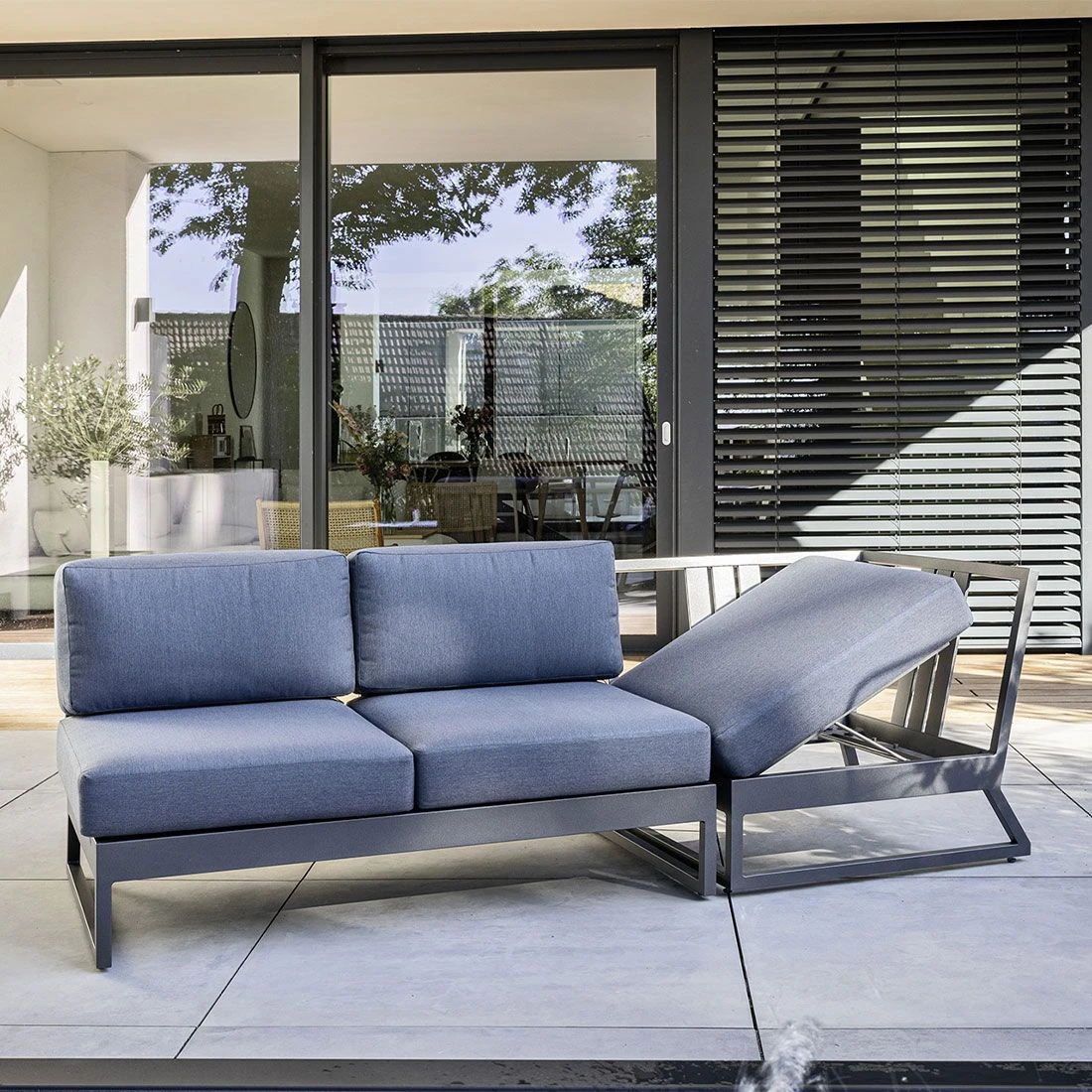 Kettler Ocean Skid Platform Gartensofa Aluminium/Agora Anthrazit Matt/Brisa 3 Kettler Ocean Skid Platform Gartensofa Aluminium/Agora Anthrazit Matt/Brisa