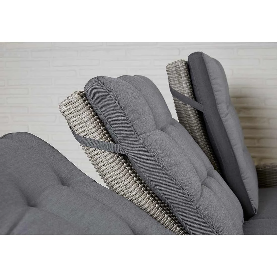 LC Garden Bilbao Gartensofa Geflecht Inkl. Kissen Grau 7 LC Garden Bilbao Gartensofa Geflecht Inkl. Kissen Grau – Bild 5