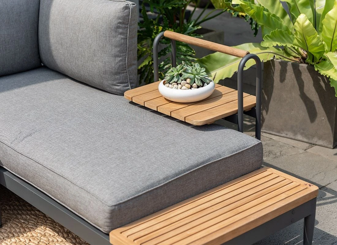 LifestyleGarden Topaz Beistelltisch 52x37,5cm Aluminium/Teakholz Magnesium Grau/Teak 5 LifestyleGarden Topaz Beistelltisch 52x37,5cm Aluminium/Teakholz Magnesium Grau/Teak – Bild 3