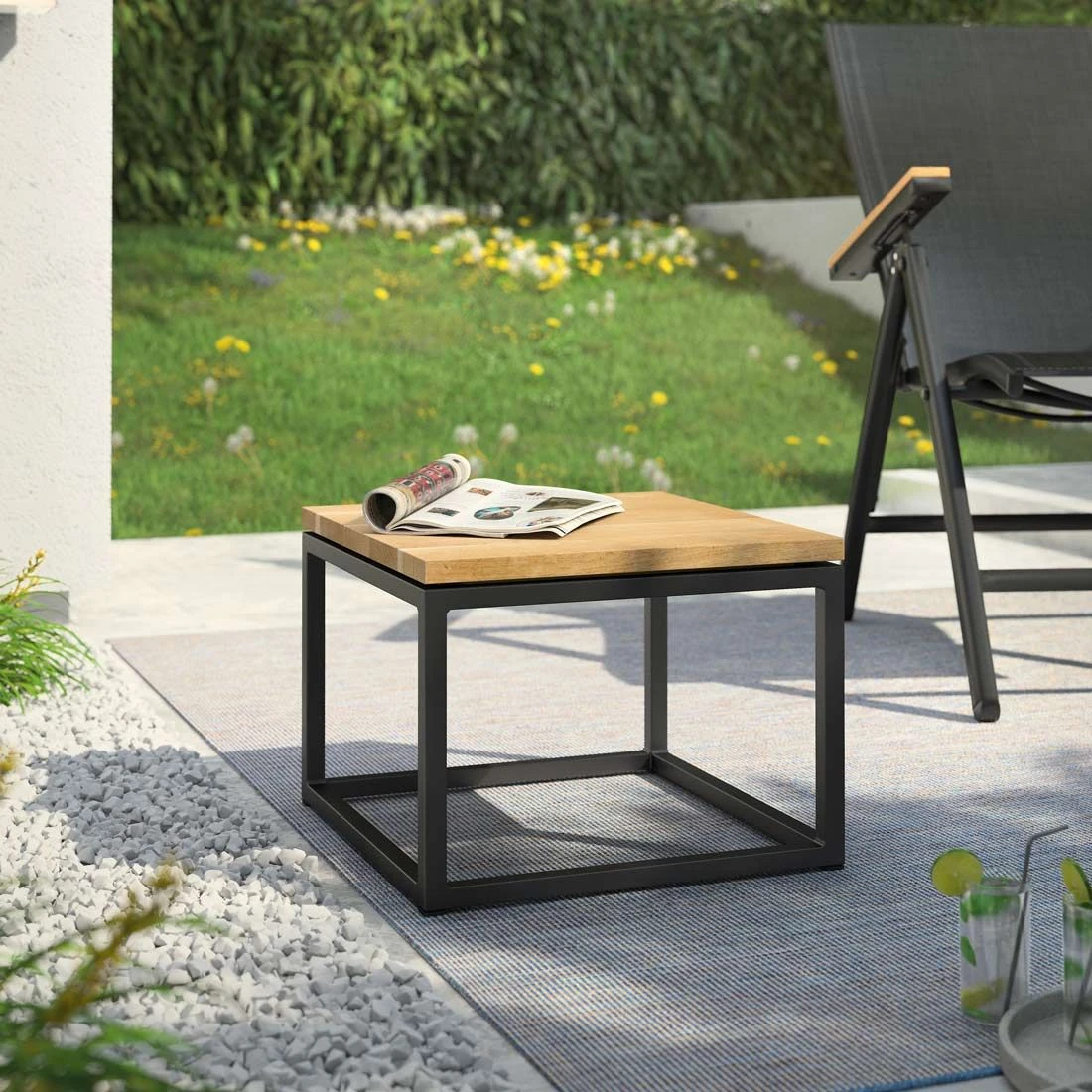 OUTLIV. Flora Beistelltisch 40x41x30cm Stahl/Wildeiche Schwarz/Wildeiche 8 OUTLIV. Flora Beistelltisch 40x41x30cm Stahl/Wildeiche Schwarz/Wildeiche – Bild 6