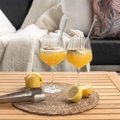 OUTLIV. Capri Loungetisch 75x75cm Teak Natur 14 OUTLIV. Capri Loungetisch 75x75cm Teak Natur -Garten Leben outliv capri loungetisch 75x75cm edelstahl teak teak natur 1168984 7