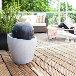 Heissner Jupiter LED Gartenbrunnen Polystone Schwarz/Grau -Garten Leben outliv jupiter led gartenbrunnen schwarz grau 1302612 2