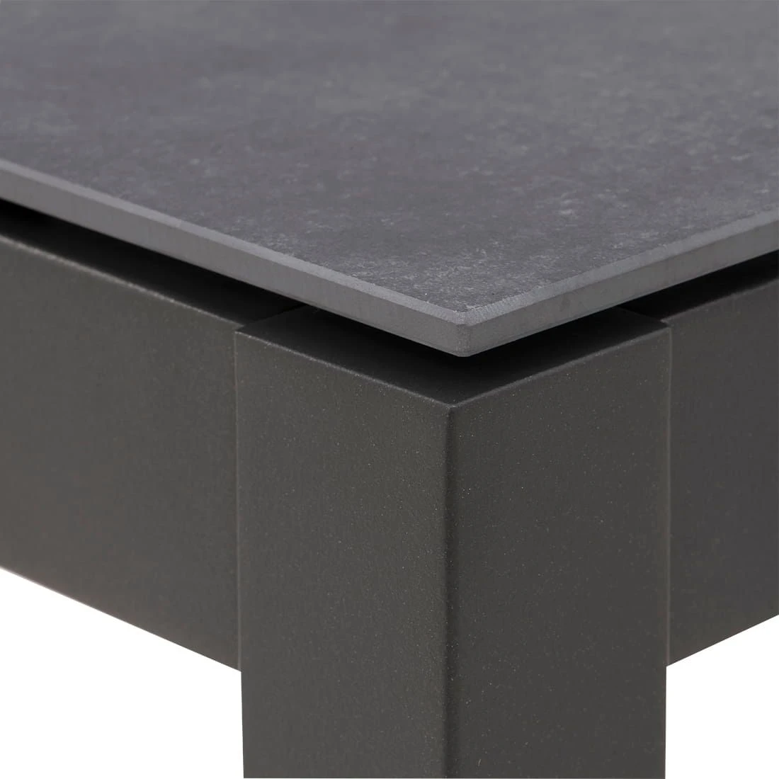 OUTLIV. Mia Gartentisch 180x100cm Aluminium/Keramik Anthrazit/Concrete Coal 9 OUTLIV. Mia Gartentisch 180x100cm Aluminium/Keramik Anthrazit/Concrete Coal – Bild 7