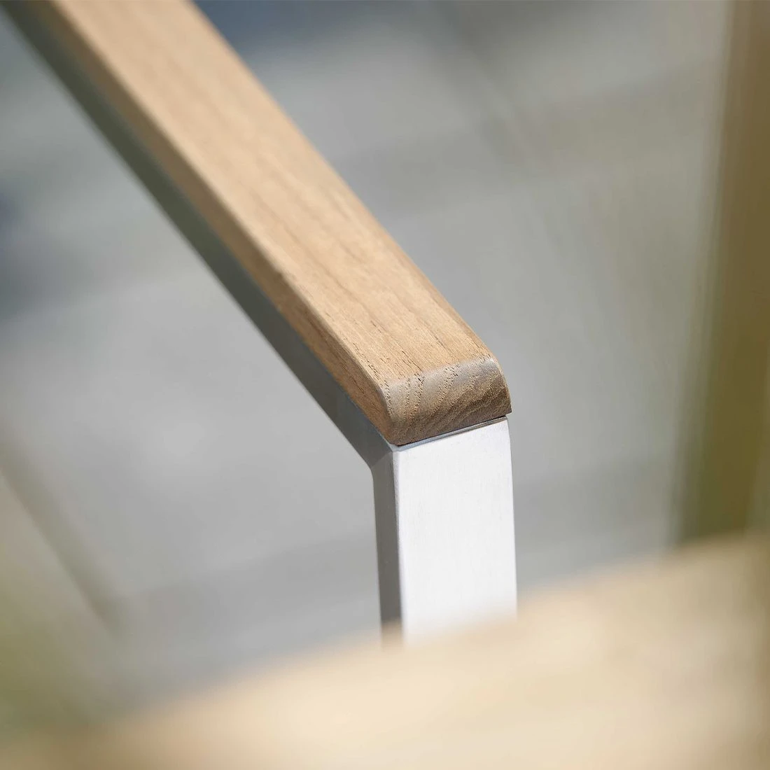 Stern Cardiff Stapelsessel-Set 4-tlg. Edelstahl/Textilene Taupe 7 Stern Cardiff Stapelsessel-Set 4-tlg. Edelstahl/Textilene Taupe – Bild 5