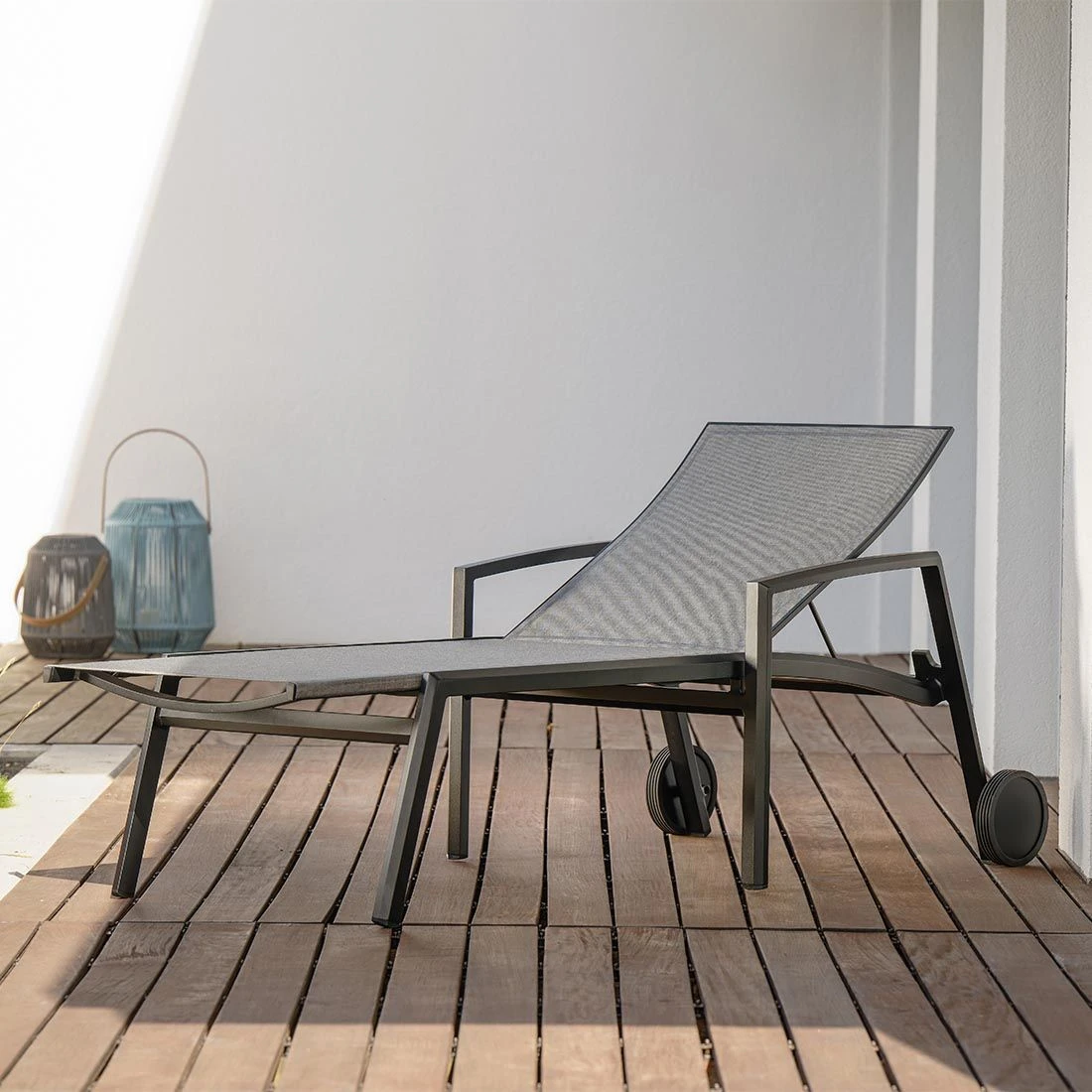 Stern Kari Gartenliege Aluminium/Textilene Schwarz Matt/Leinen Grau 10 Stern Kari Gartenliege Aluminium/Textilene Schwarz Matt/Leinen Grau – Bild 8