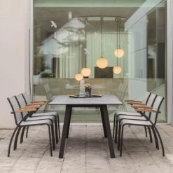 Stern Laris Dining Stapelsessel Aluminium/Textilene Schwarz Matt/Leinen Grau -Garten Leben stern laris stapelsessel aluminium textilene 1362914 8